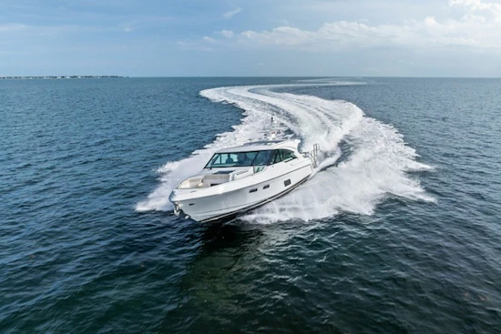 Formula 500 Super Sport Crossover Yacht For Sale