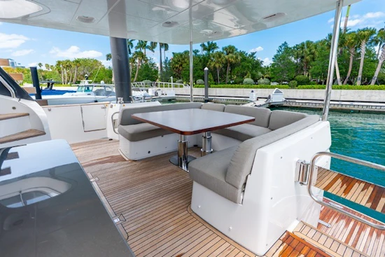 Azimut Magellano 66 Yacht For Sale