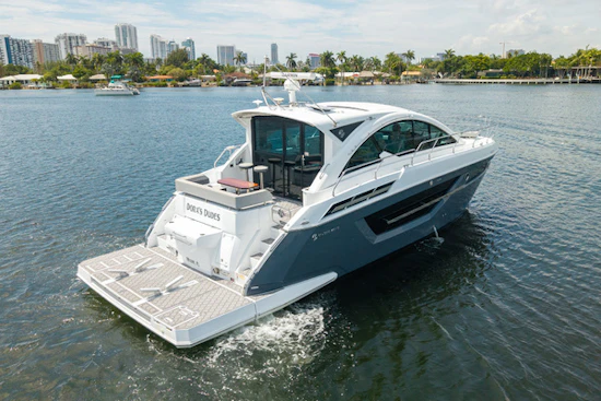 Cruisers Yachts 50 C Yacht For Sale