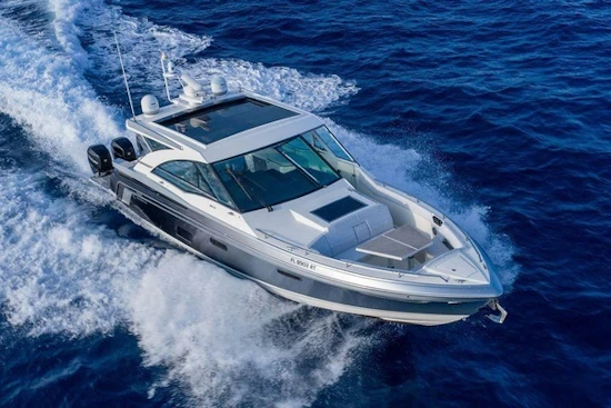 Formula 430 Super Sport Crossover Yacht For Sale