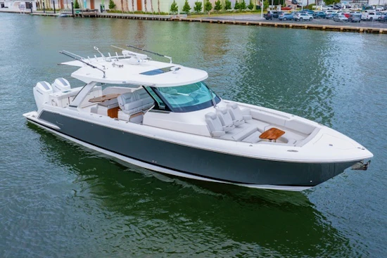 Tiara Yachts 43 LS Yacht For Sale