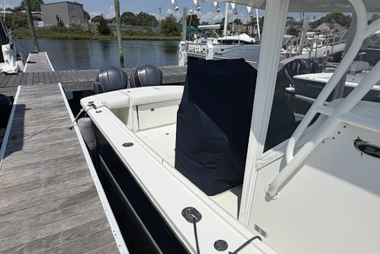 Regulator 34 Yacht For Sale