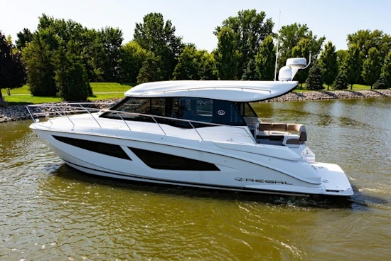 Regal 42 Grand Coupe Yacht For Sale