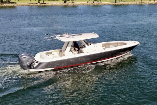Intrepid 345 Nomad SE Yacht For Sale