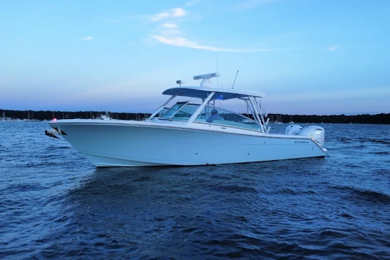 Cobia 330 DC Yacht For Sale