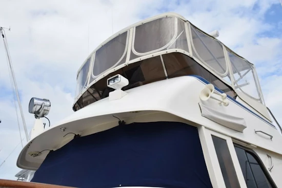 Hatteras LRC Yacht For Sale