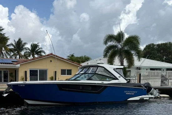 Monterey 385SE Super Express Yacht For Sale