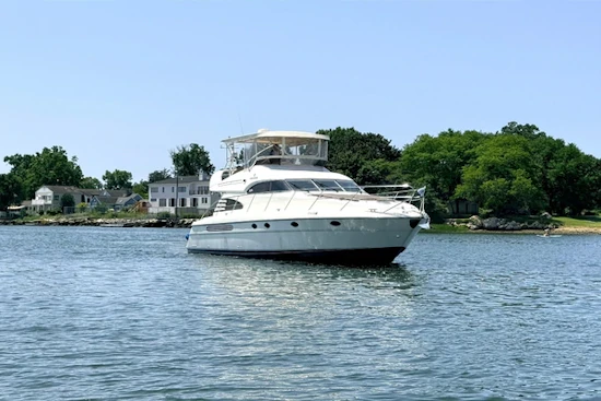 Fairline Squadron 55 Yacht For Sale