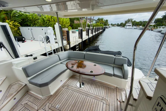 Sea Ray  Yacht For Sale