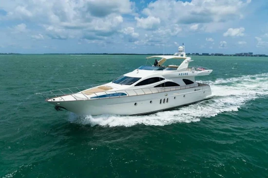 Azimut 80 Carat Yacht For Sale