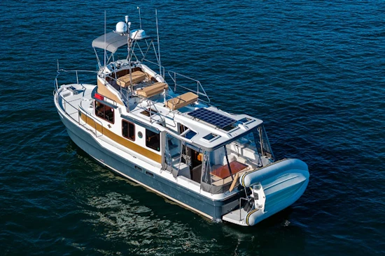 Ranger Tugs R-31 CB Yacht For Sale