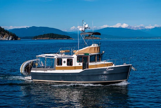 Ranger Tugs R-31 CB Yacht For Sale