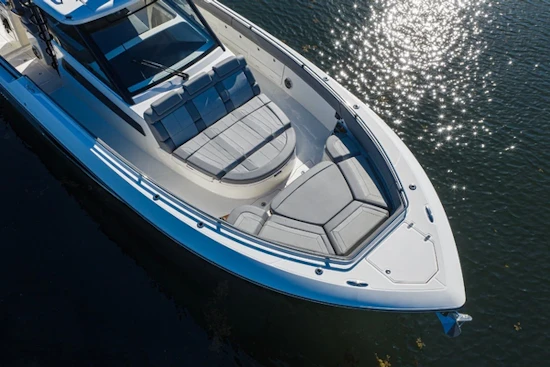 Boston Whaler Outrage Yacht For Sale