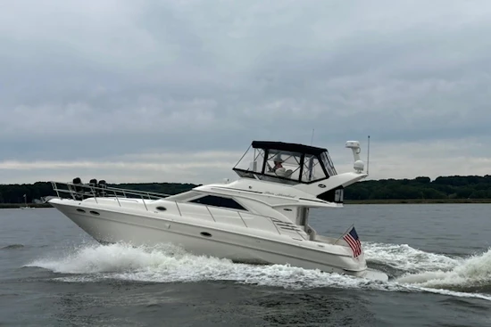 Sea Ray 400 Sedan Bridge Yacht For Sale