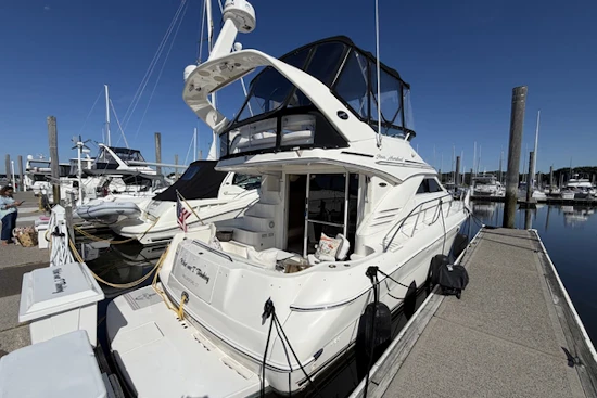 Sea Ray 400 Sedan Bridge Yacht For Sale
