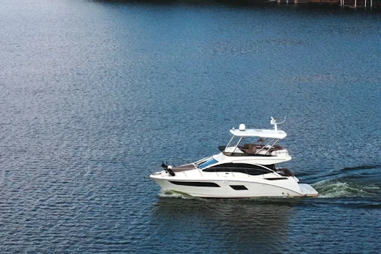 Sea Ray Fly 400 Yacht For Sale