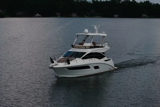 Sea Ray Fly 400 Yacht For Sale
