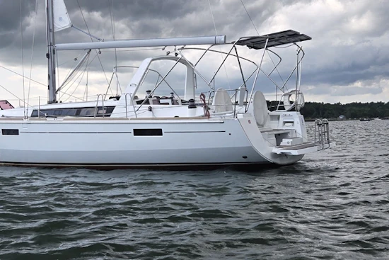 Beneteau Oceanis 45 Yacht For Sale