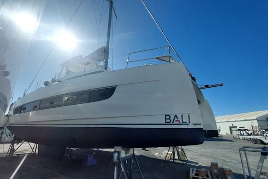 Bali 4.8 Yacht For Sale