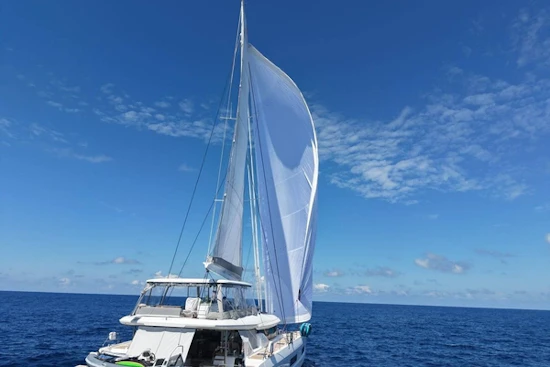 Lagoon 60 Yacht For Sale