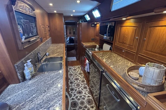 Hylas  Yacht For Sale