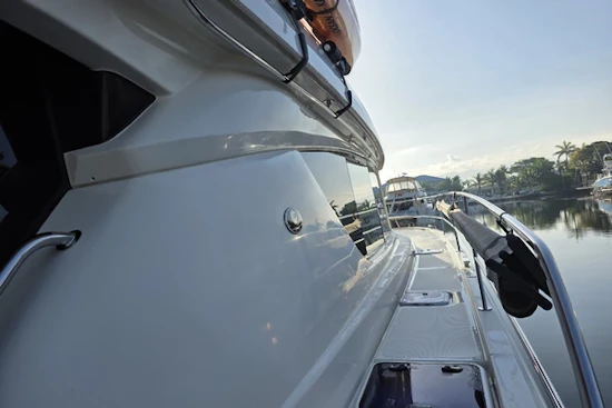 Aquila 48 Yacht For Sale