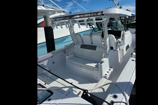 Bertram 39 CC Yacht For Sale