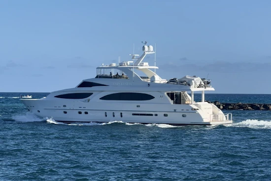 Hargrave Raised Piolthouse Yacht For Sale