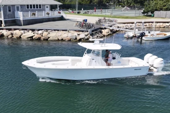 Regulator 34CC Yacht For Sale