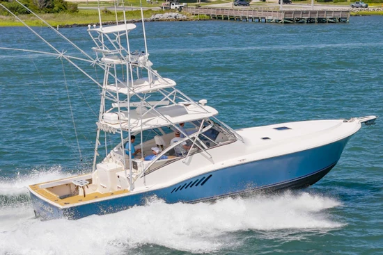 Albemarle 410 Express Yacht For Sale