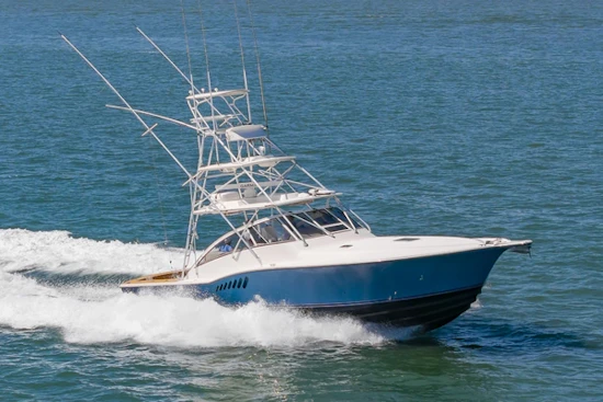 Albemarle 410 Express Yacht For Sale