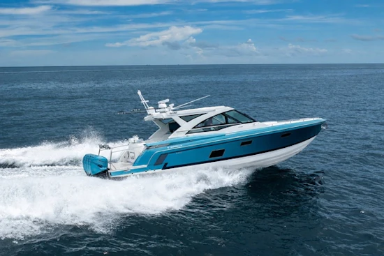Formula 430 All Sport Crossover Yacht For Sale