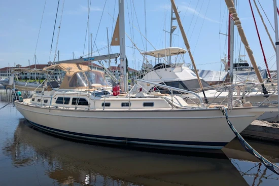 Island Packet 465 Yacht For Sale
