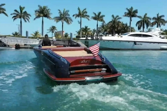 Riva 33 Aquariva Yacht For Sale