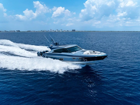 Formula 500 Super Sport Crossover Yacht For Sale