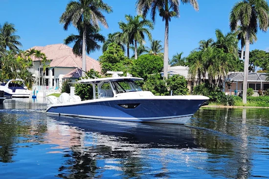 Pursuit S 428 Sport Yacht For Sale