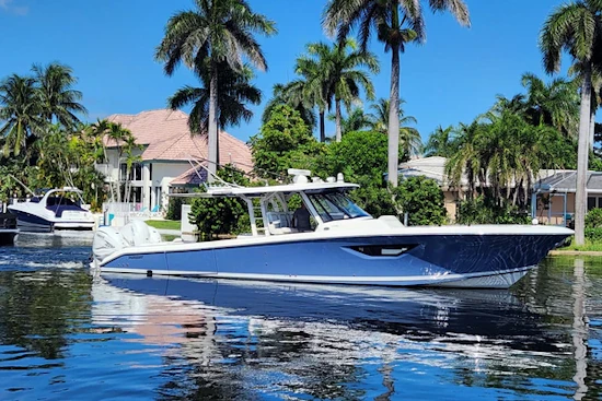 Pursuit S 428 Sport Yacht For Sale