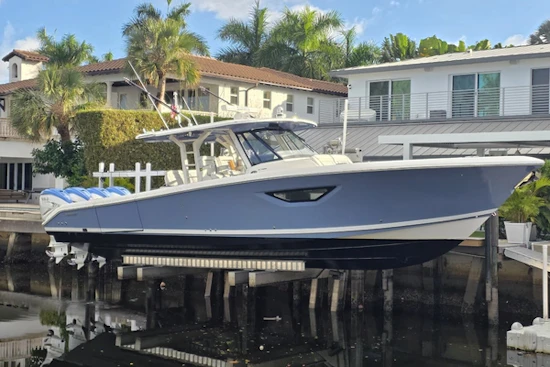 Pursuit S 428 Sport Yacht For Sale