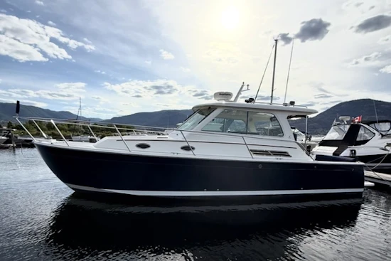 Back Cove 33 Yacht For Sale