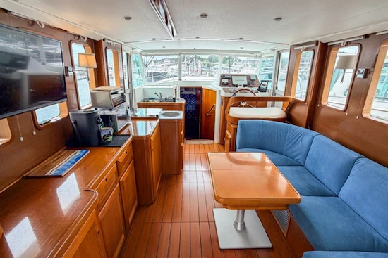 Beneteau SWIFT TRAWLER 42 Yacht For Sale