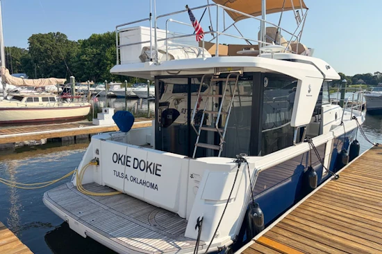 Beneteau SWIFT TRAWLER 30 Yacht For Sale