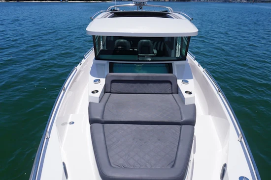 Axopar  Yacht For Sale