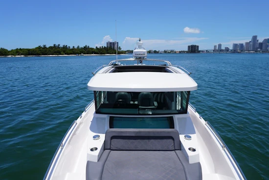 Axopar  Yacht For Sale