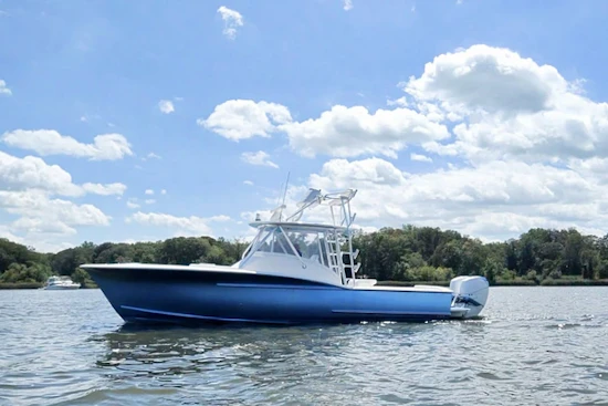 Jarrett Bay 32 Walk Around Yacht For Sale