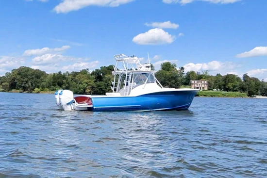 Jarrett Bay 32 Walk Around Yacht For Sale