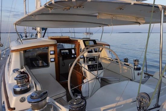 Lyman-Morse Fontaine Custom 63 Pilothouse Sloop Yacht For Sale