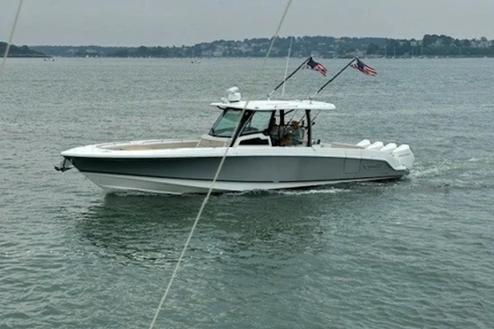 Boston Whaler 380 Outrage Yacht For Sale