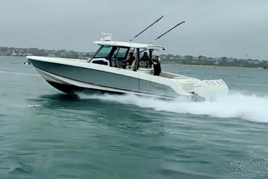 Boston Whaler 380 Outrage Yacht For Sale