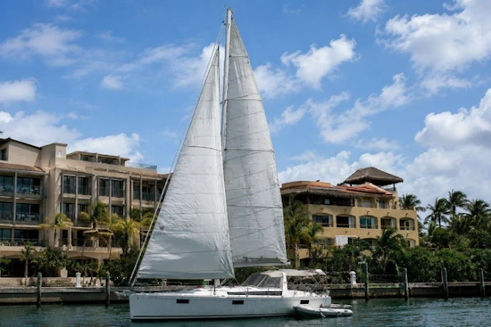 Beneteau Oceanis 48 Yacht For Sale