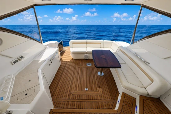 Sea Ray Sundancer 540 Yacht For Sale